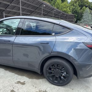 TESLA MODEL Y LONG RANGE - 6