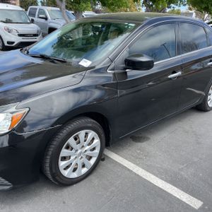 2017 Nissan SENTRA SV — фото 2
