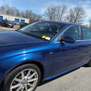 AUDI A4 2.0T PREMIUM - 2