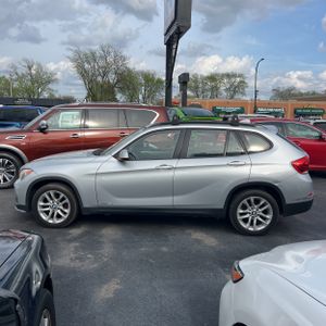 BMW X1 XDRIVE28I - 3