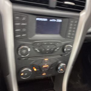 2014 FORD FUSION SE 缩略图 37