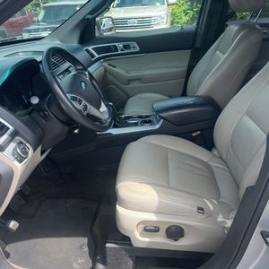 صورة مصغرة 32 لـ 2015 FORD EXPLORER XLT