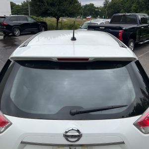 2016 Nissan ROGUE S — миниатюра 16
