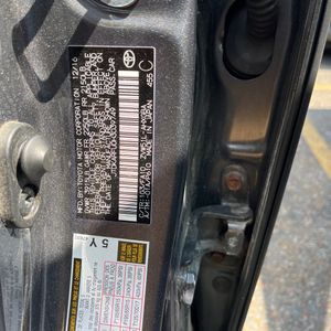 صورة مصغرة 51 لـ 2017 Toyota PRIUS THREE