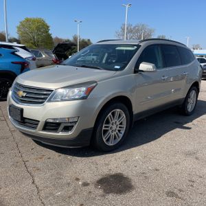 CHEVROLET TRAVERSE LT - 2