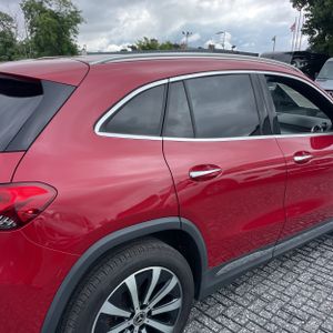 2023 Mercedes-BENZ GLA 照片 9