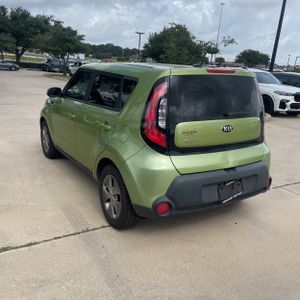 صورة 3 لـ 2015 KIA SOUL BASE