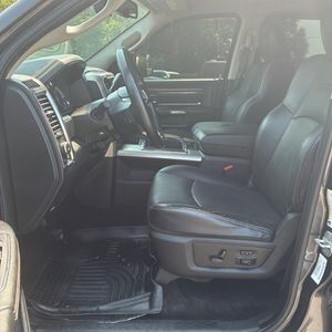 2014 RAM 2500 LARAMIE 照片 36