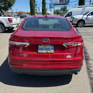 FORD FUSION SE - 7
