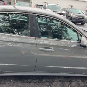 HYUNDAI SONATA SE - 10