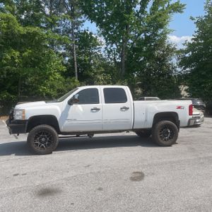 CHEVROLET SILVERADO 2500HD LT - 3