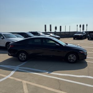 2025 Hyundai ELANTRA SE 照片 10