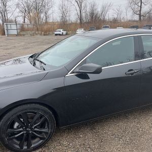 CHEVROLET MALIBU 1LT - 2
