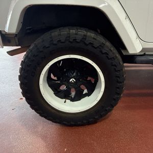صورة مصغرة 19 لـ 2016 JEEP WRANGLER UNLIMITED SAHARA