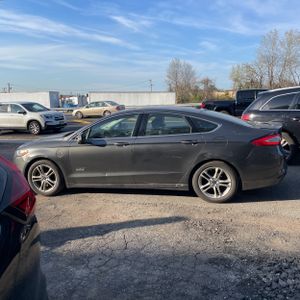 FORD FUSION ENERGI TITANIUM - 3