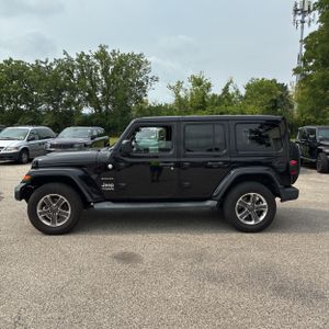 2019 JEEP WRANGLER UNLIMITED SAHARA — фото 3