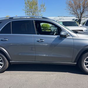 MERCEDES-BENZ GLE - 10