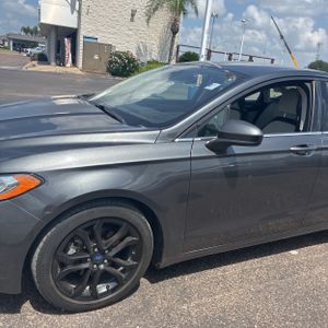FORD FUSION SE - 2