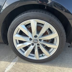 صورة مصغرة 18 لـ 2018 AUDI A4 2.0T ULTRA PREMIUM