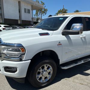 2023 RAM 2500 LARAMIE 照片 2