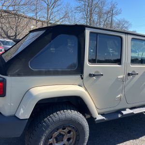 JEEP WRANGLER UNLIMITED SAHARA - 9
