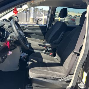 2019 Dodge GRAND CARAVAN SE 照片 31