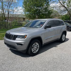 JEEP GRAND CHEROKEE LAREDO E - 1
