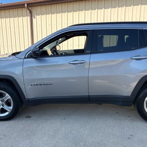 2024 JEEP COMPASS LATITUDE — фото 4