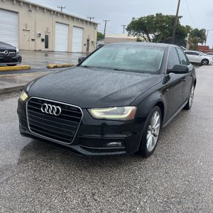 AUDI A4 2.0T PREMIUM - 1