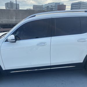 Mercedes-Benz GLB 250 4MATIC - 4