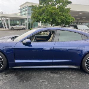 PORSCHE TAYCAN TURBO - 4