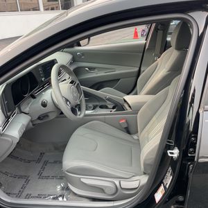 2023 Hyundai ELANTRA SEL — миниатюра 36