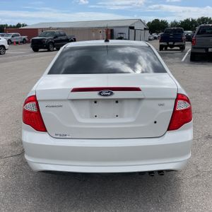 FORD FUSION SE - 7