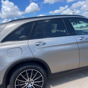 MERCEDES-BENZ GLC - 9