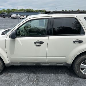 FORD ESCAPE XLT - 4