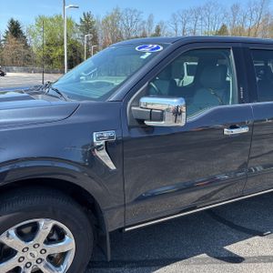 FORD F-150 LARIAT - 2