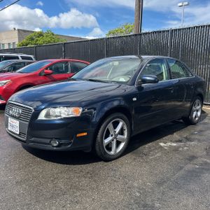 AUDI A4 BASE - 1