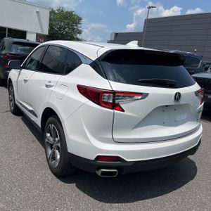 صورة 5 لـ 2025 Acura RDX SH-AWD W/TECH