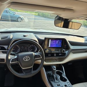 صورة مصغرة 37 لـ 2023 Toyota HIGHLANDER XLE