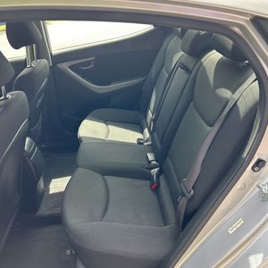 2015 Hyundai ELANTRA SE — миниатюра 33