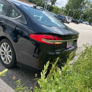 FORD FUSION SE - 7