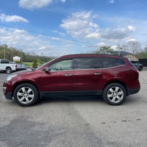 CHEVROLET TRAVERSE LT - 3