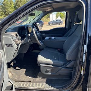2025 FORD F-150 XLT 缩略图 32