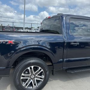 FORD F-150 XL - 8