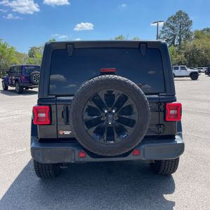 JEEP WRANGLER 4XE UNLIMITED SAHARA 4X4 - 7