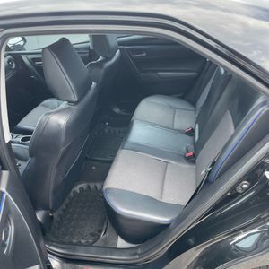 2017 Toyota COROLLA SE 照片 32