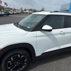 CHEVROLET TRAILBLAZER LT - 2