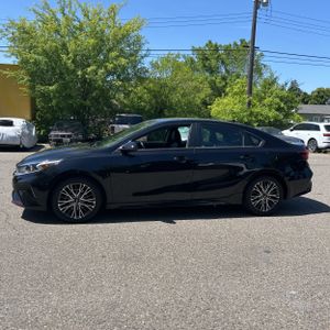 KIA FORTE GT-LINE - 3