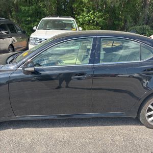 LEXUS IS 250 BASE - 4