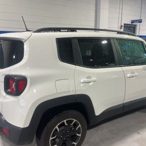 JEEP RENEGADE UPLAND - 9